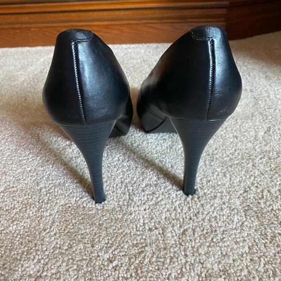 🖤 Nine & Co. black peep toe pumps / heels size 9M 👀 - Picture 6 of 10